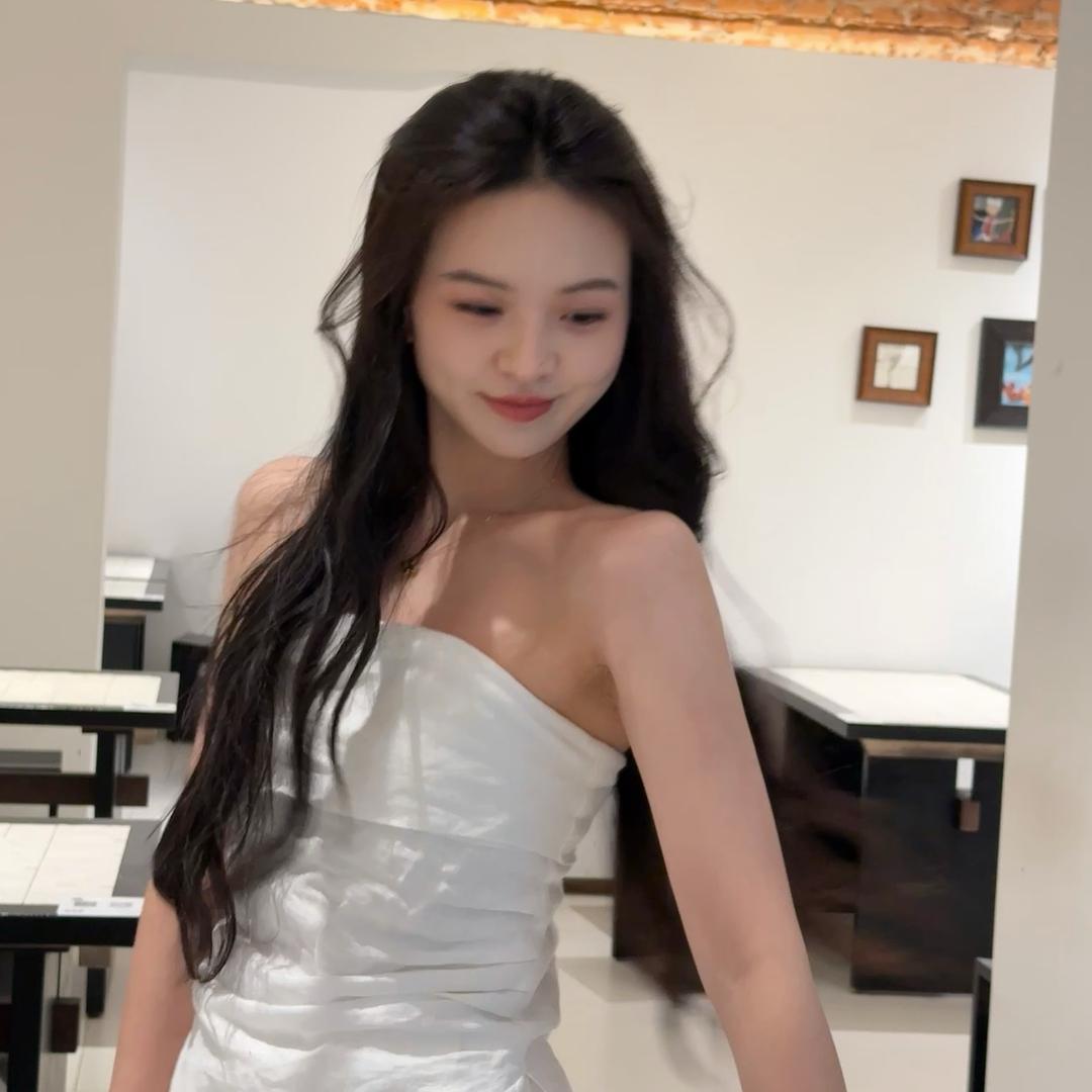 李大仙女(李雨朦)