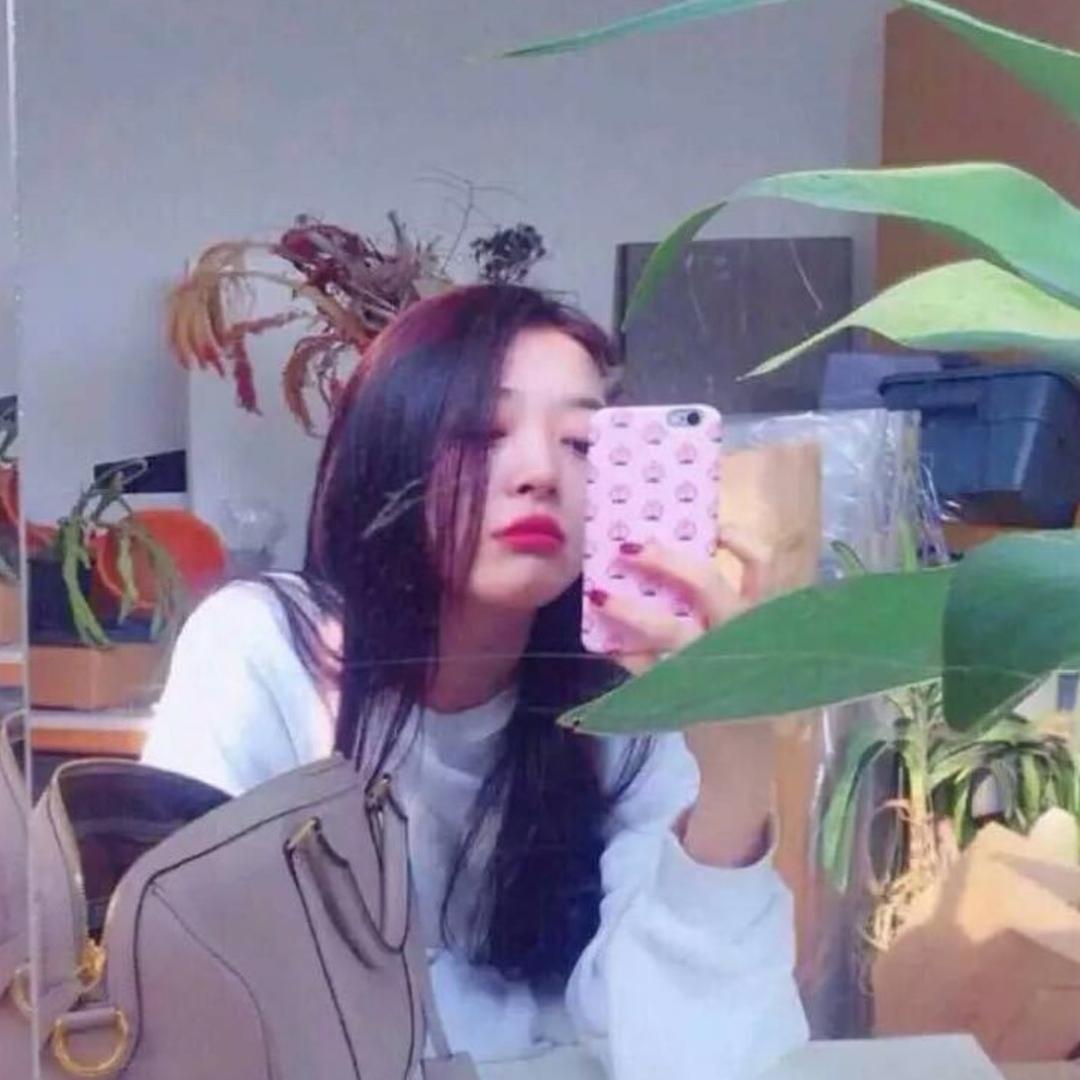 草莓牛奶🍓