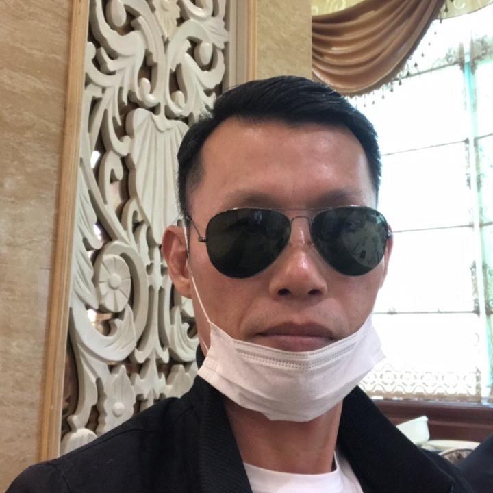 四哥百货中心