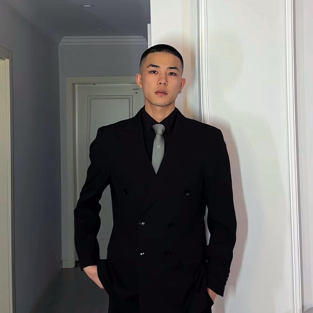 沉默‘