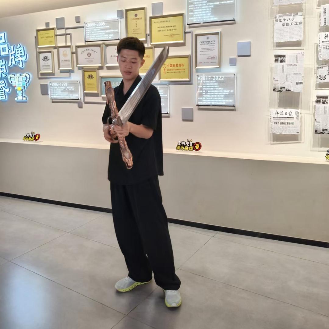 @钱多多