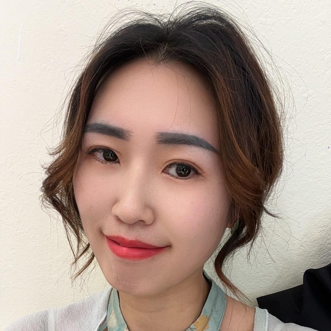 爱笑的莉莉（哈喽团队）
