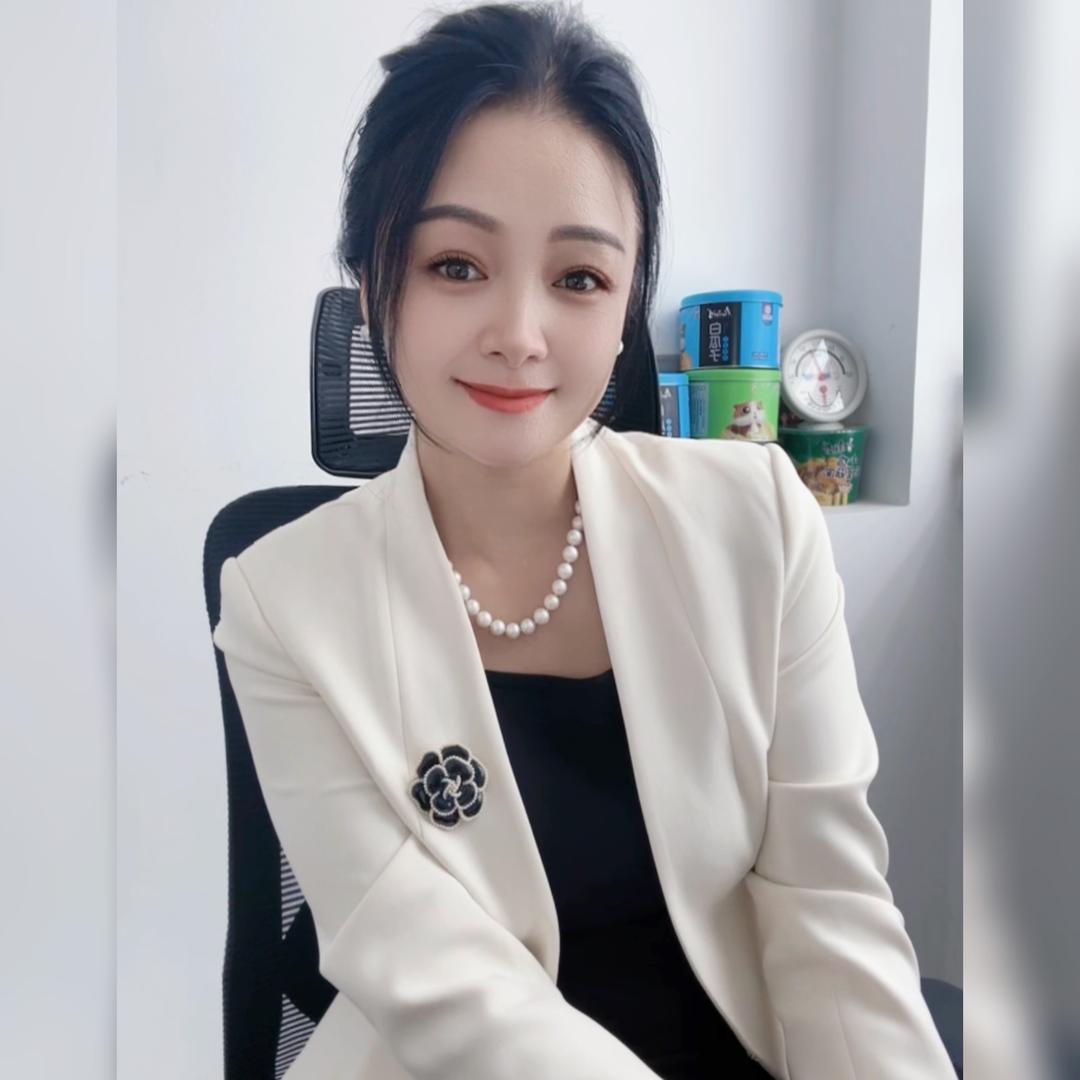 朱 ོℋ你开心ᰔᩚ