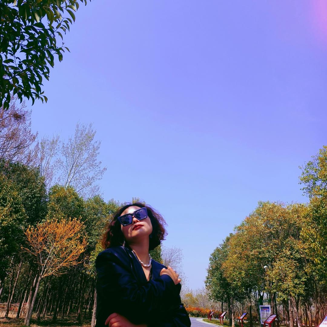 哈尼女装工作室