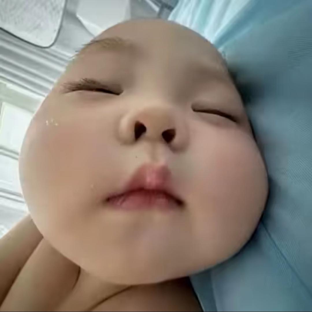 Z@.