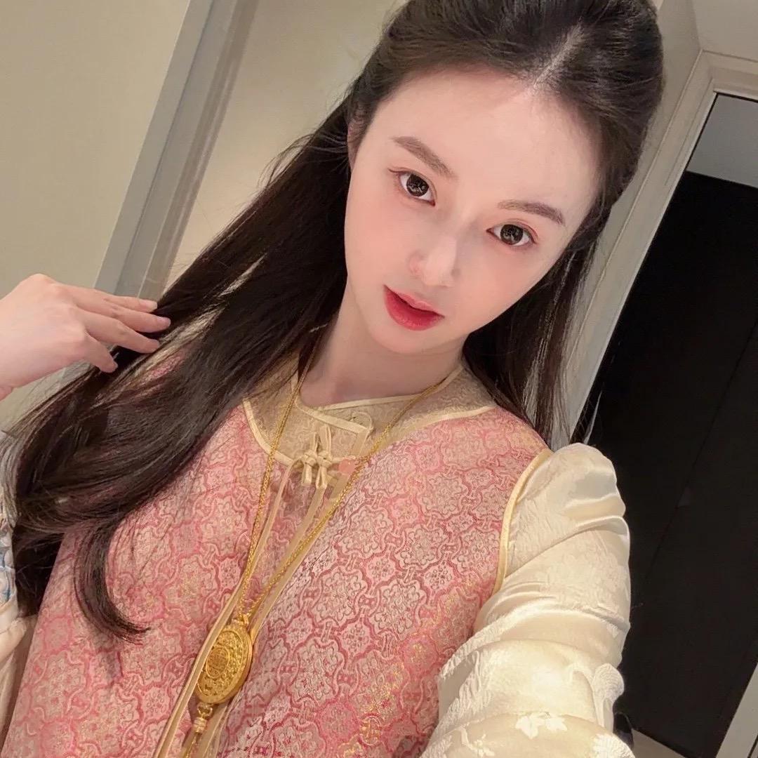 晴大大私服每日穿搭