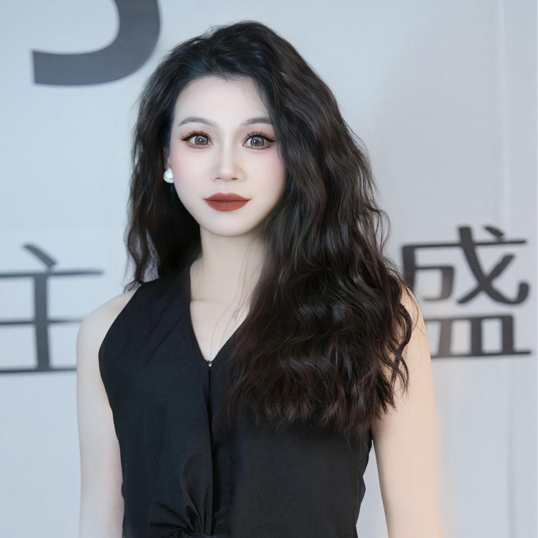和政化妆师木子