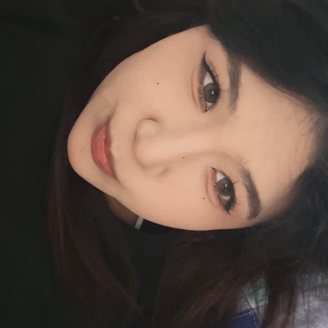 粘人的小咪🐝