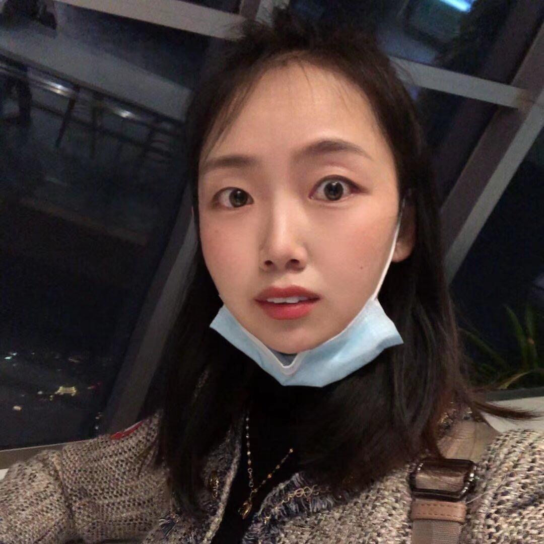 修文任花花