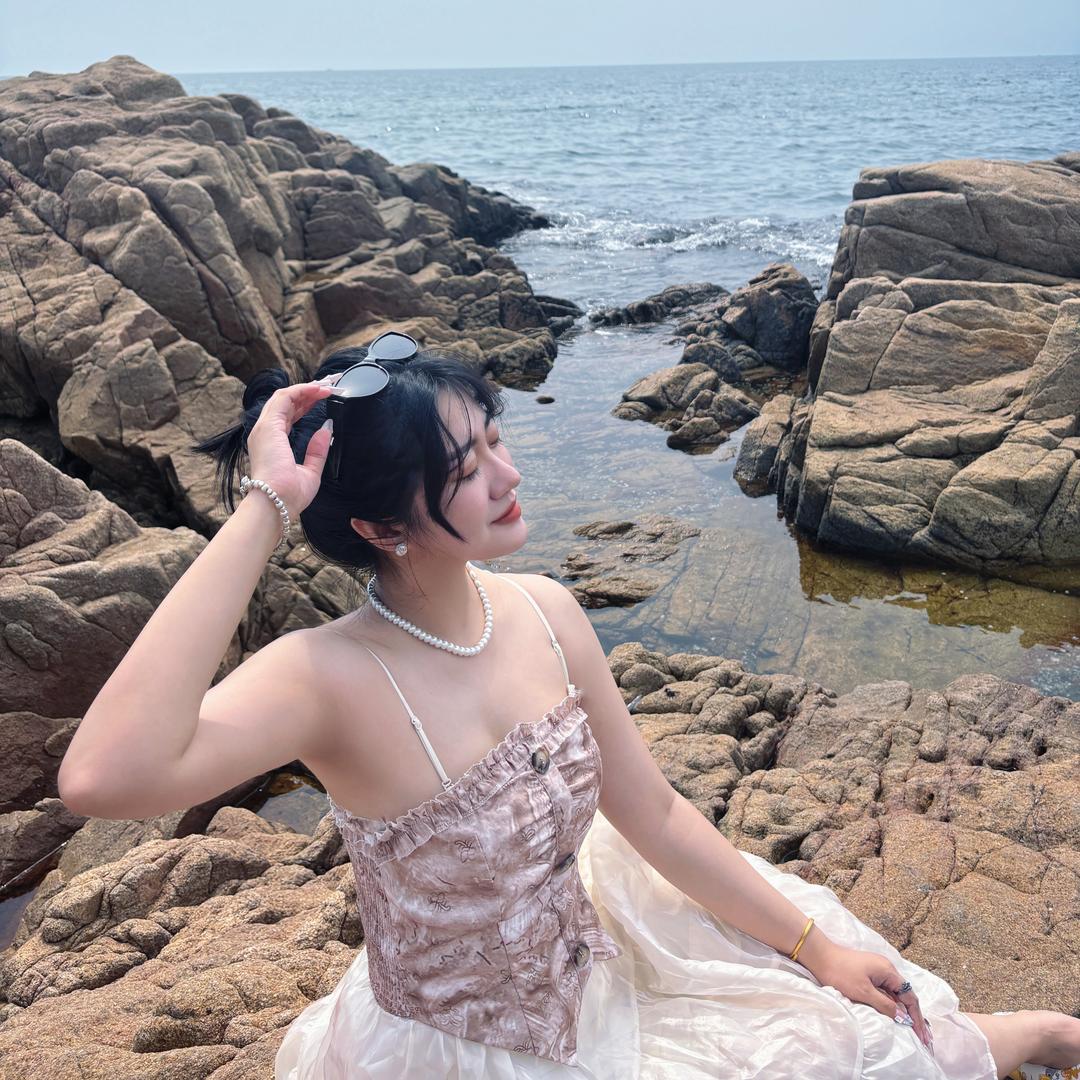 小戴不语只一味