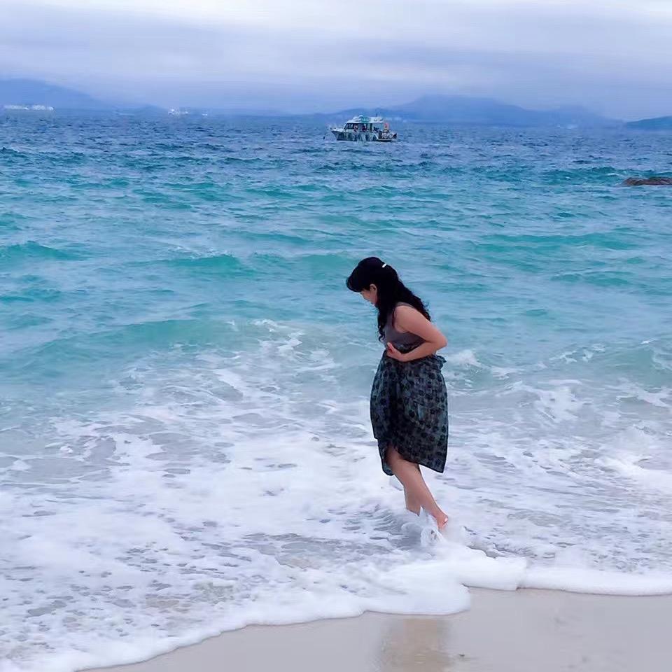 颜小团