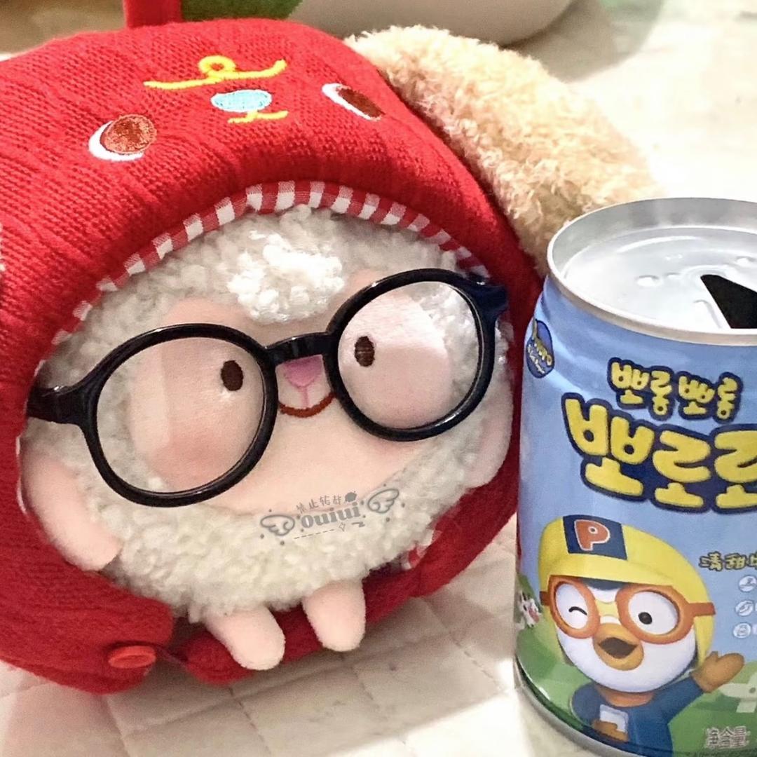 爱吃蛋糕的机器猫