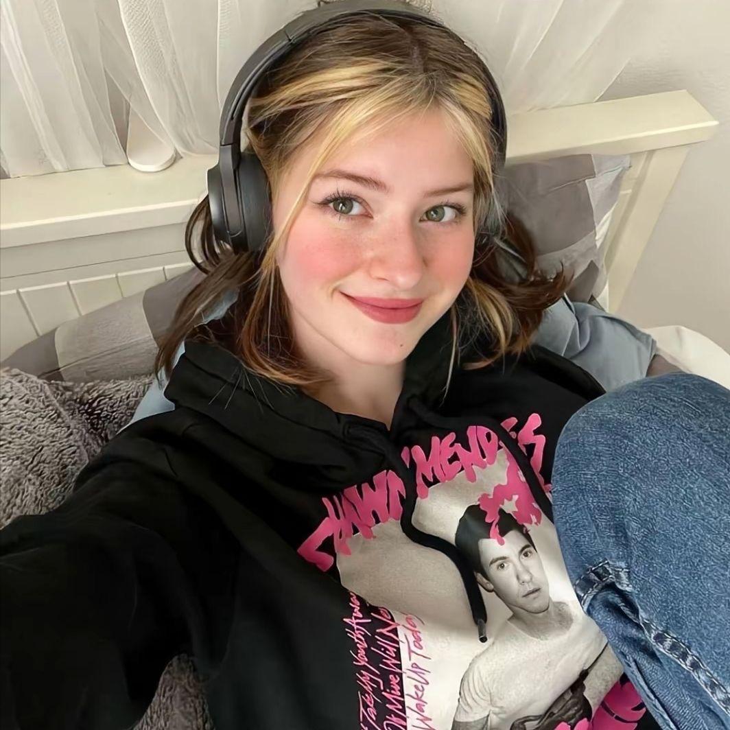 网瘾少女小菜鸡