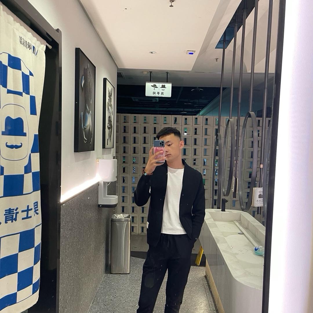 没钱打老婆