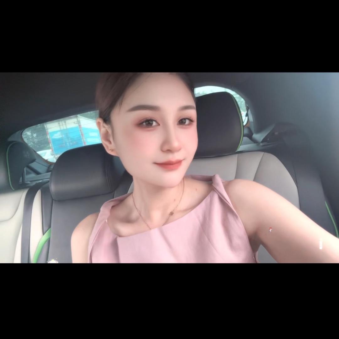 婉儿。
