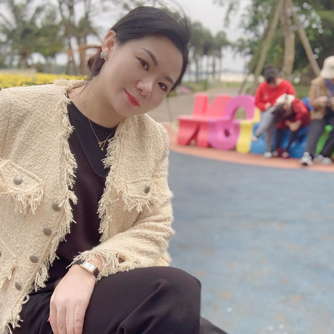 福海银潮明媚