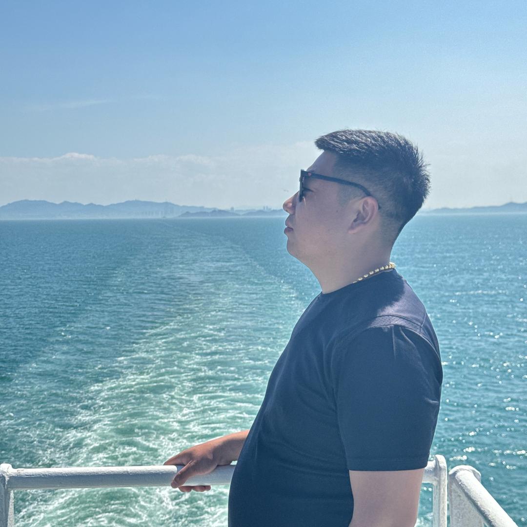 李先生-
