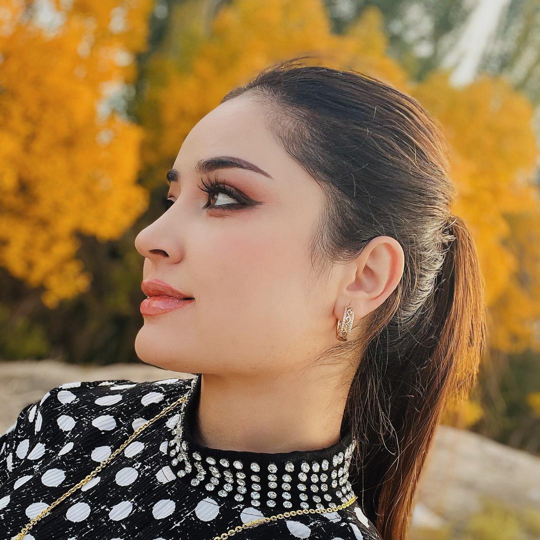 Munisa&Zulkar 妈咪