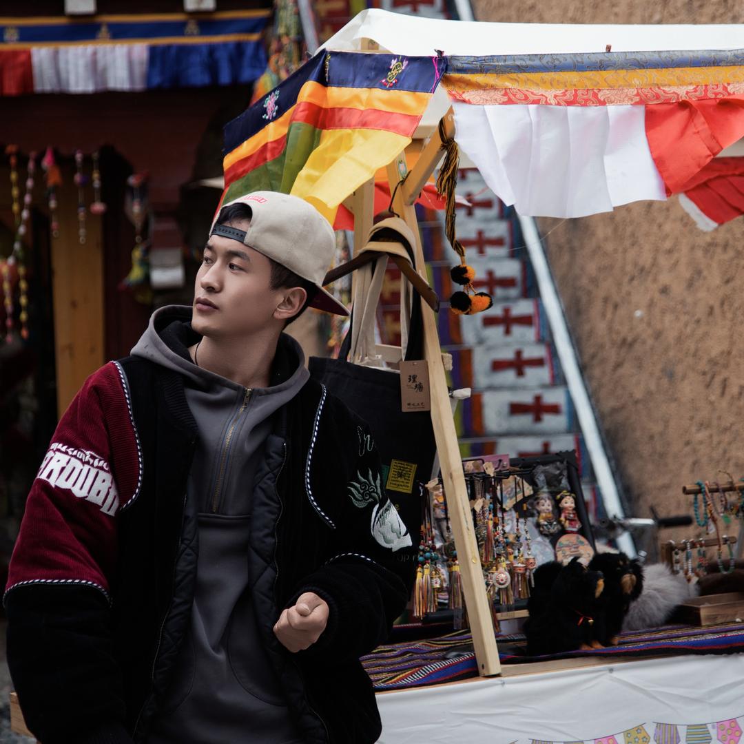 理塘摄影师彭措