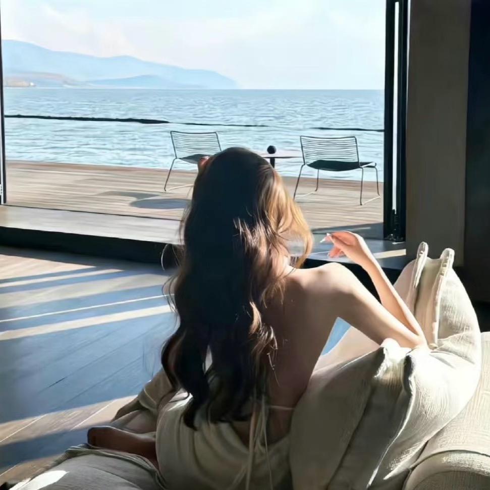 初见.