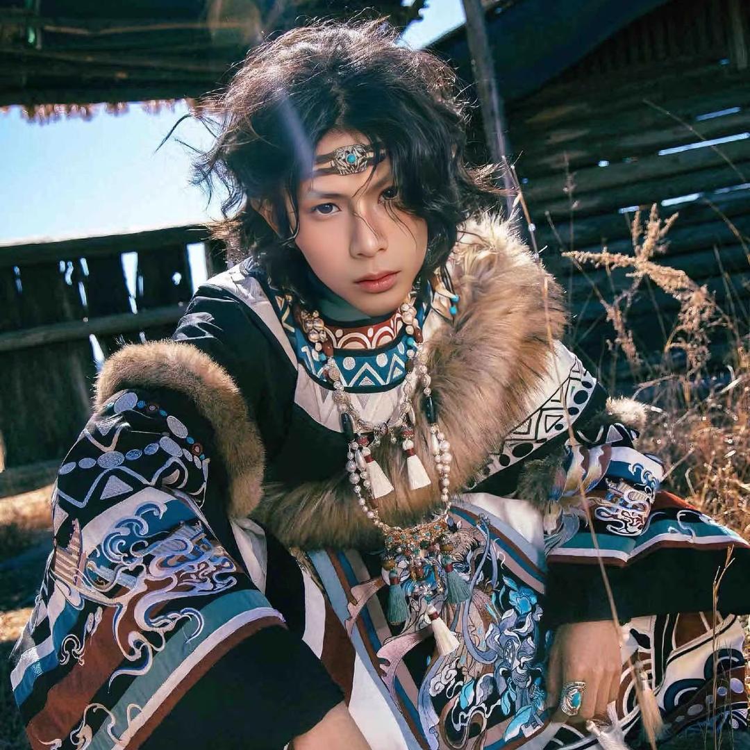 喷头猪⸂⸂⸜👊⸝⸃⸃