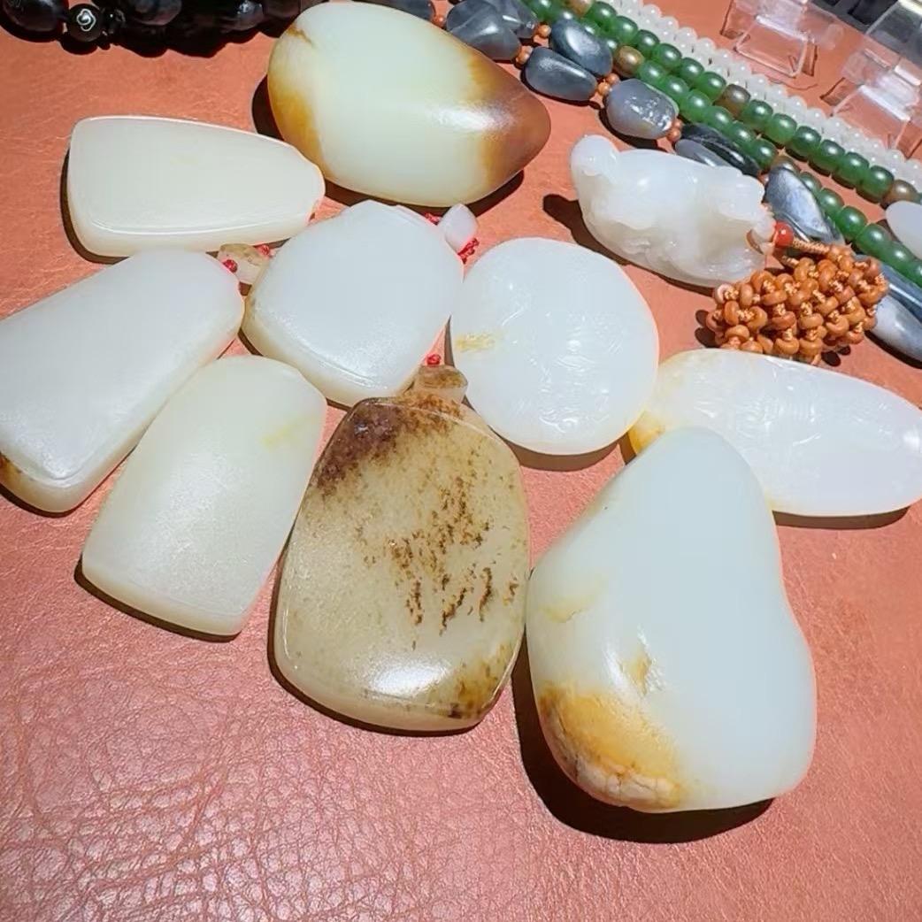 玩玉的小李