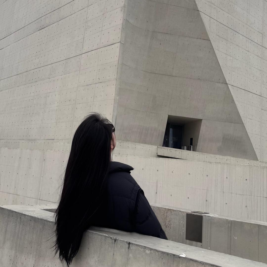 暴躁小卢～