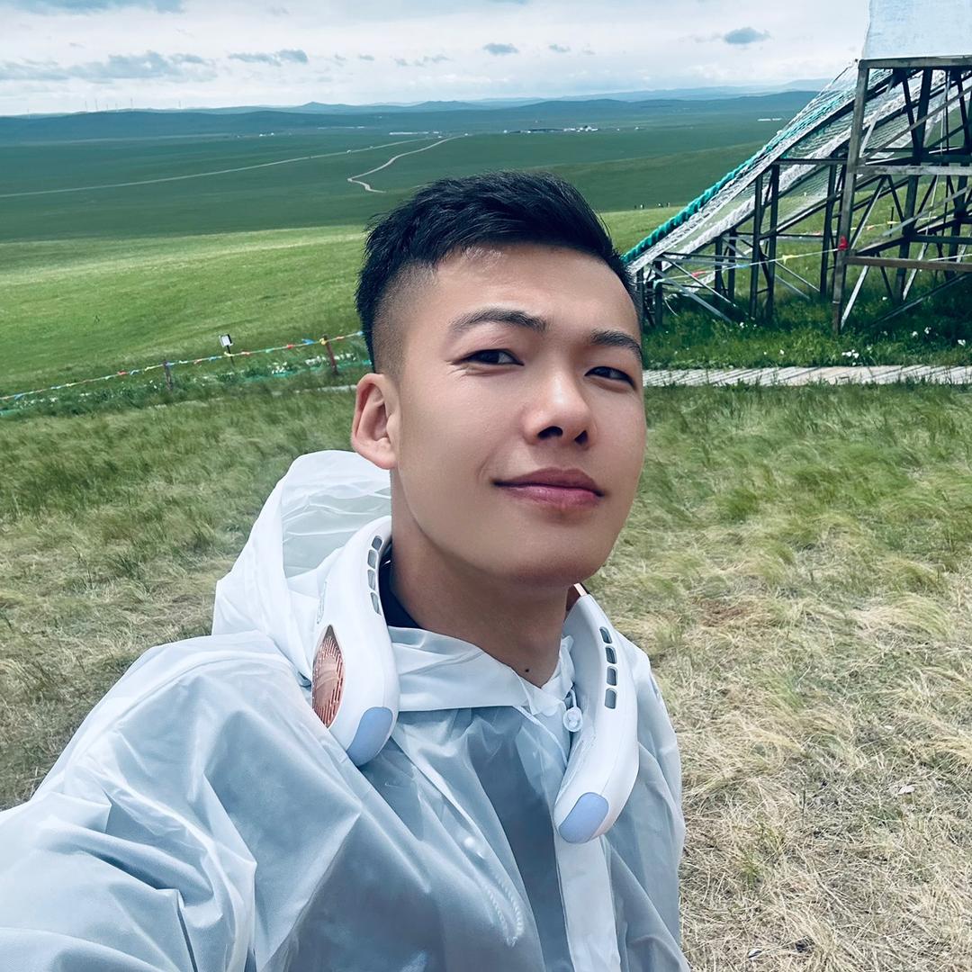 刘雪东！