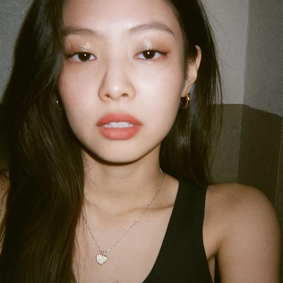 Aᴇɴɴɪᴇʀᴜʙy_