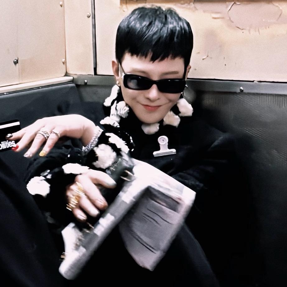 𝒮𝒶𝓀𝓊𝓇𝒶