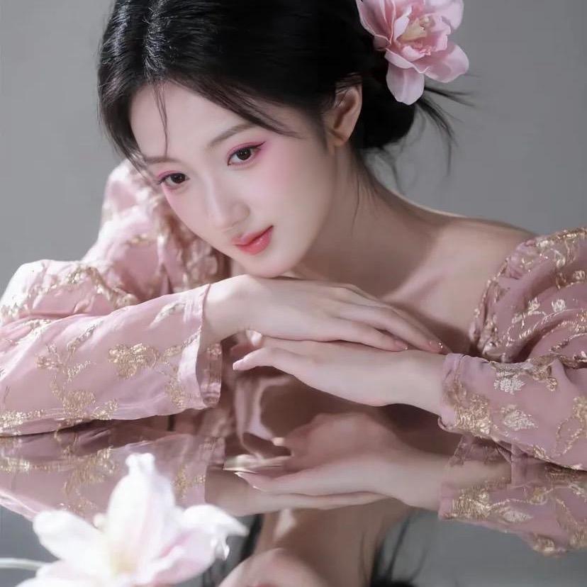 别偷偷想甜甜🍦