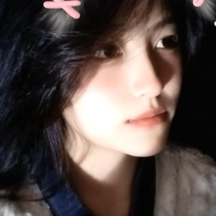 潼潼^