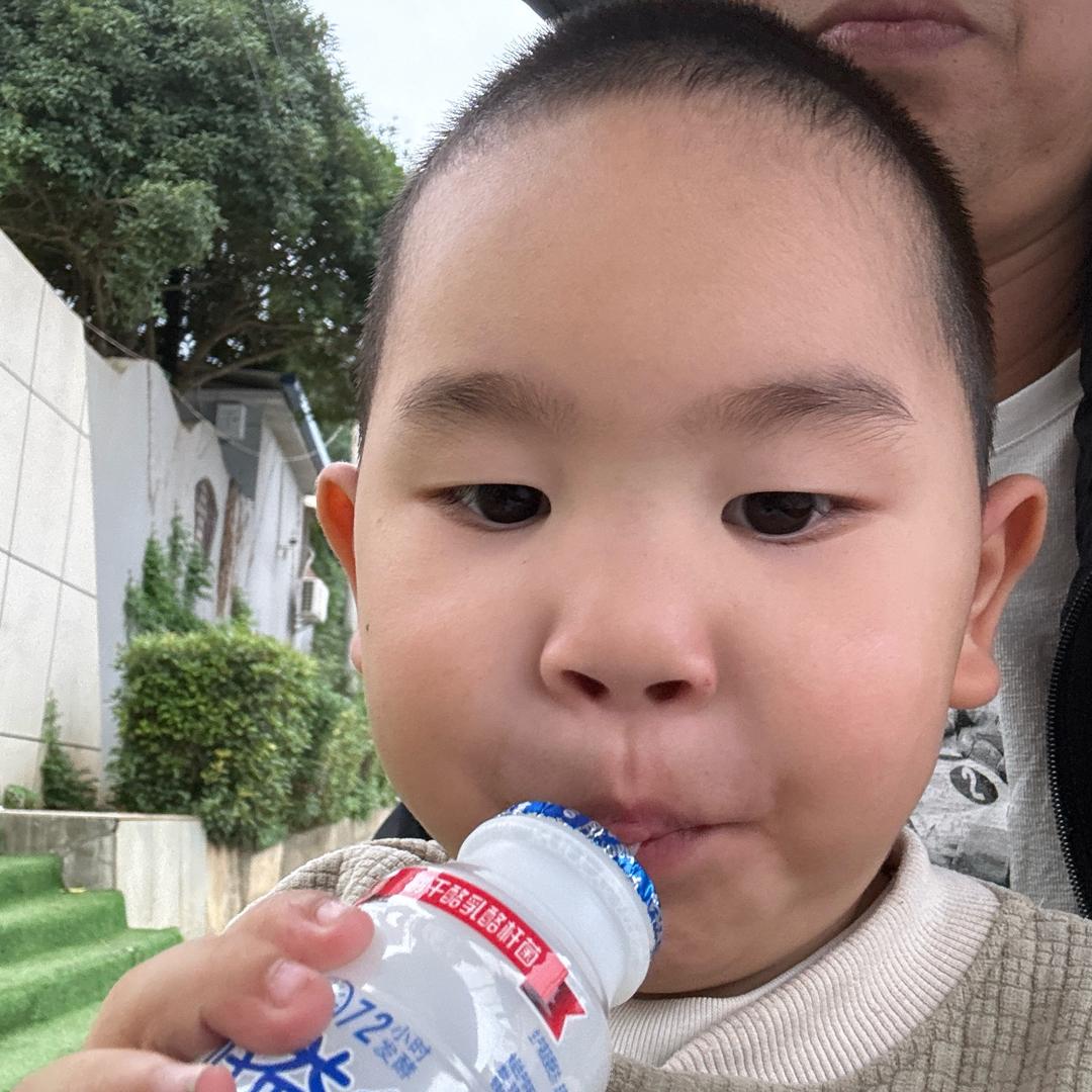 煜卓爸爸（单亲爸爸）