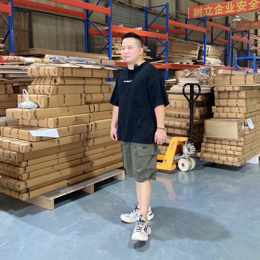 汉然严哥全屋定制工厂