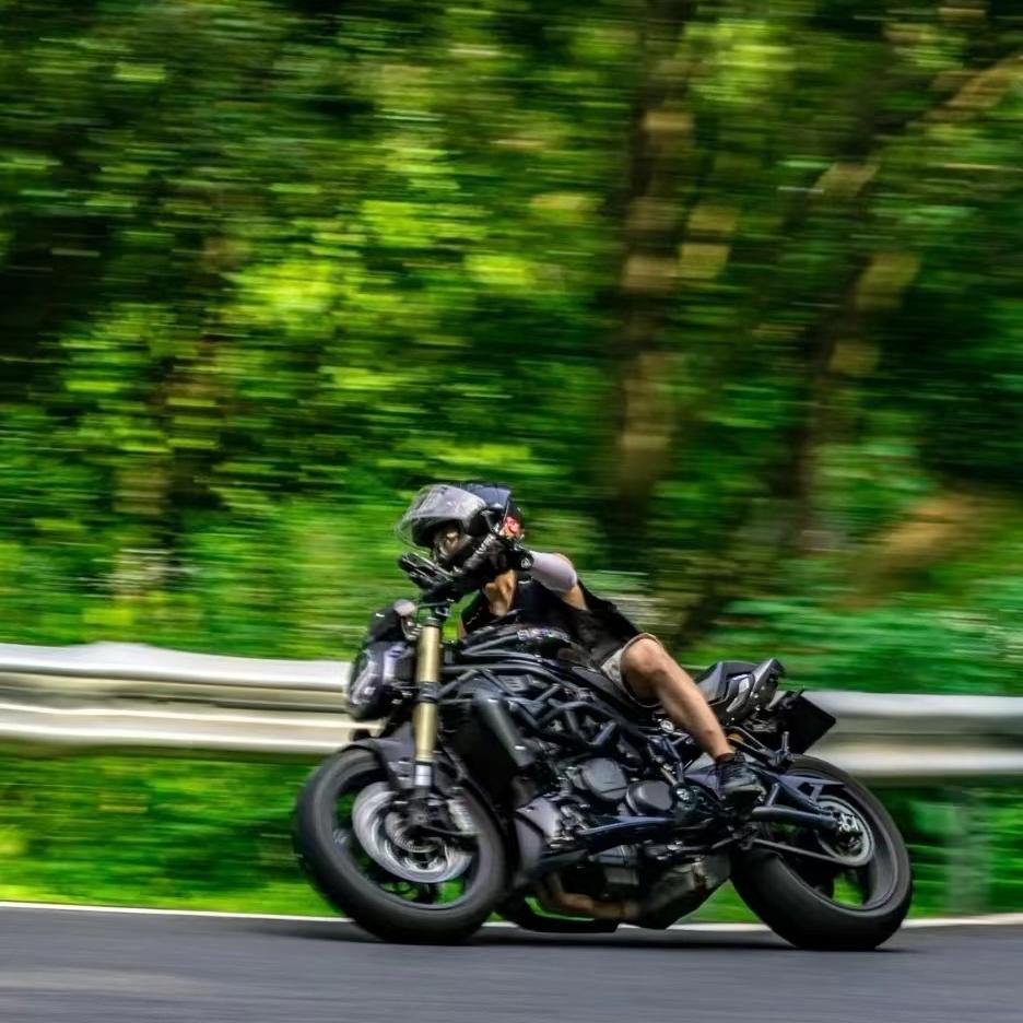 承冠机车俱乐部