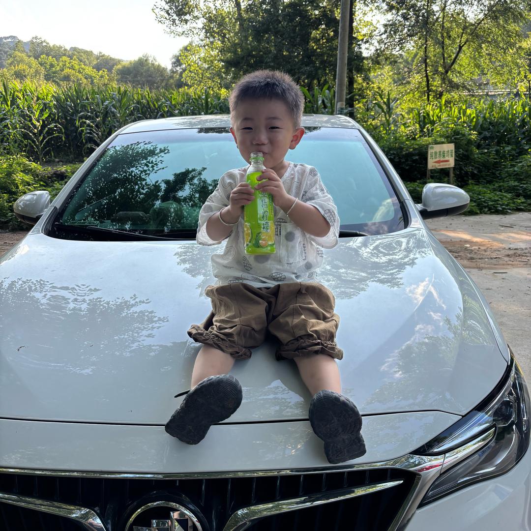 爱发脾气的麻麻吖.