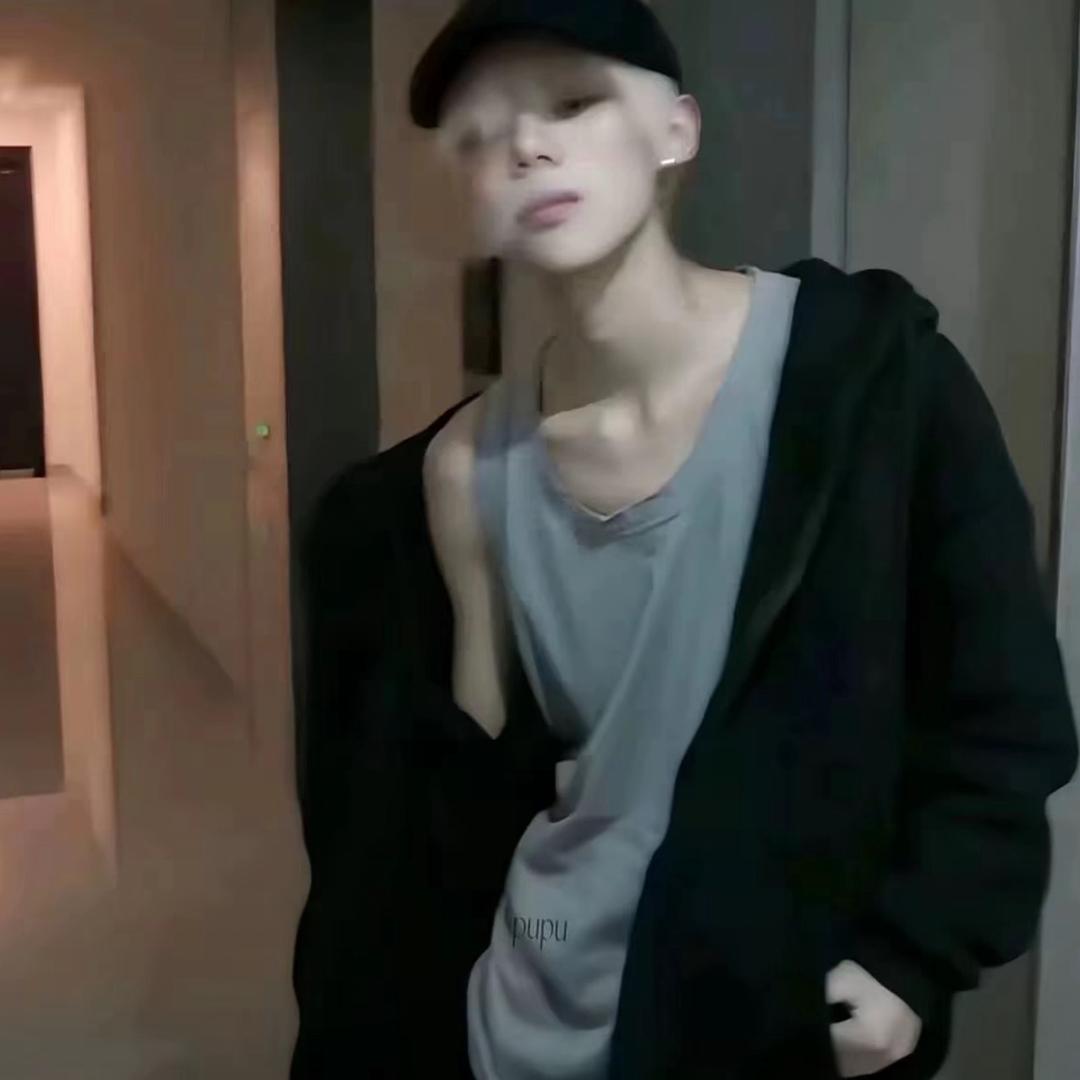男主