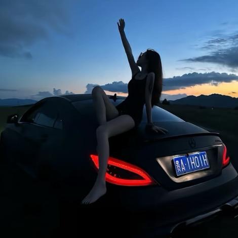 没钱没颜没时间