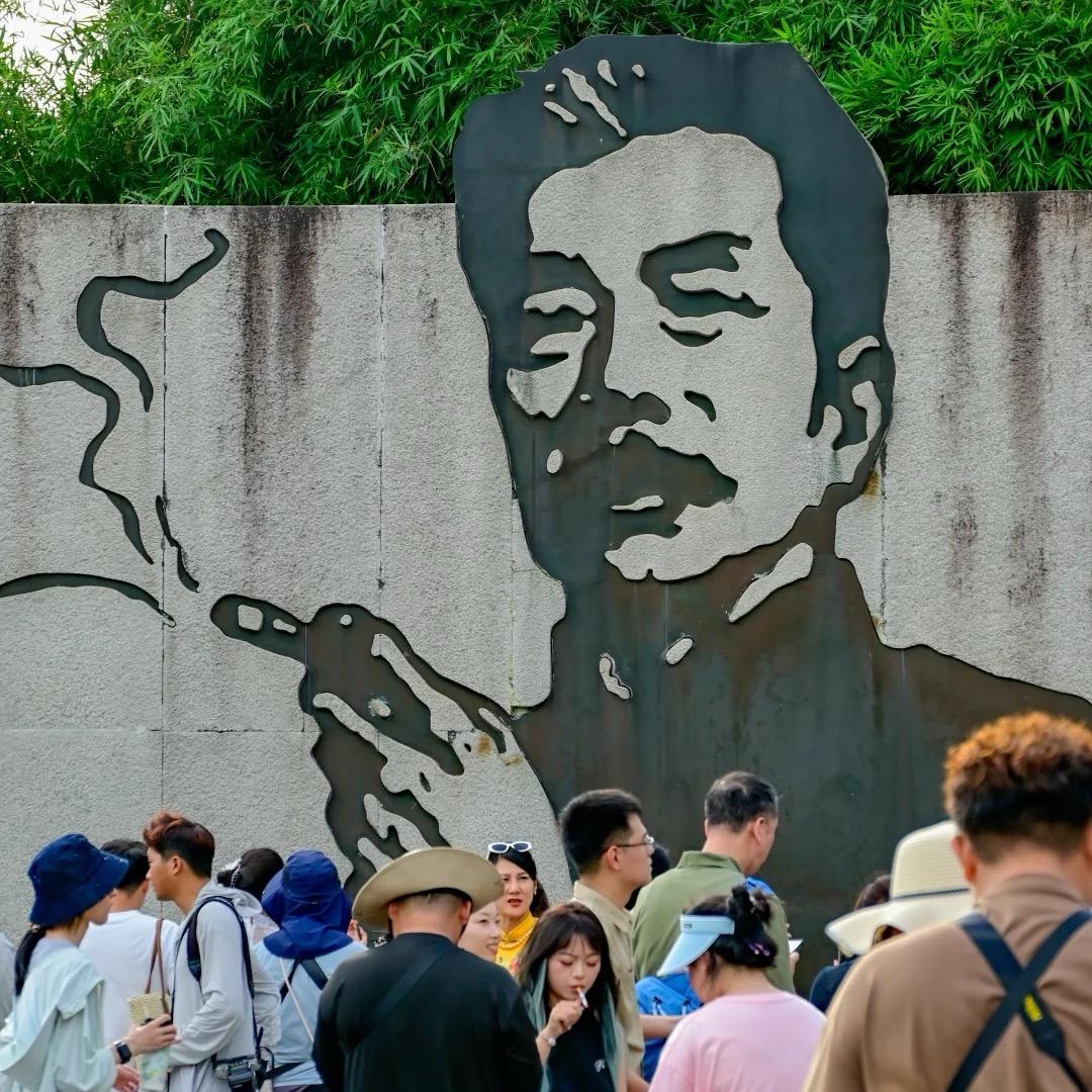 你压到我腿毛了
