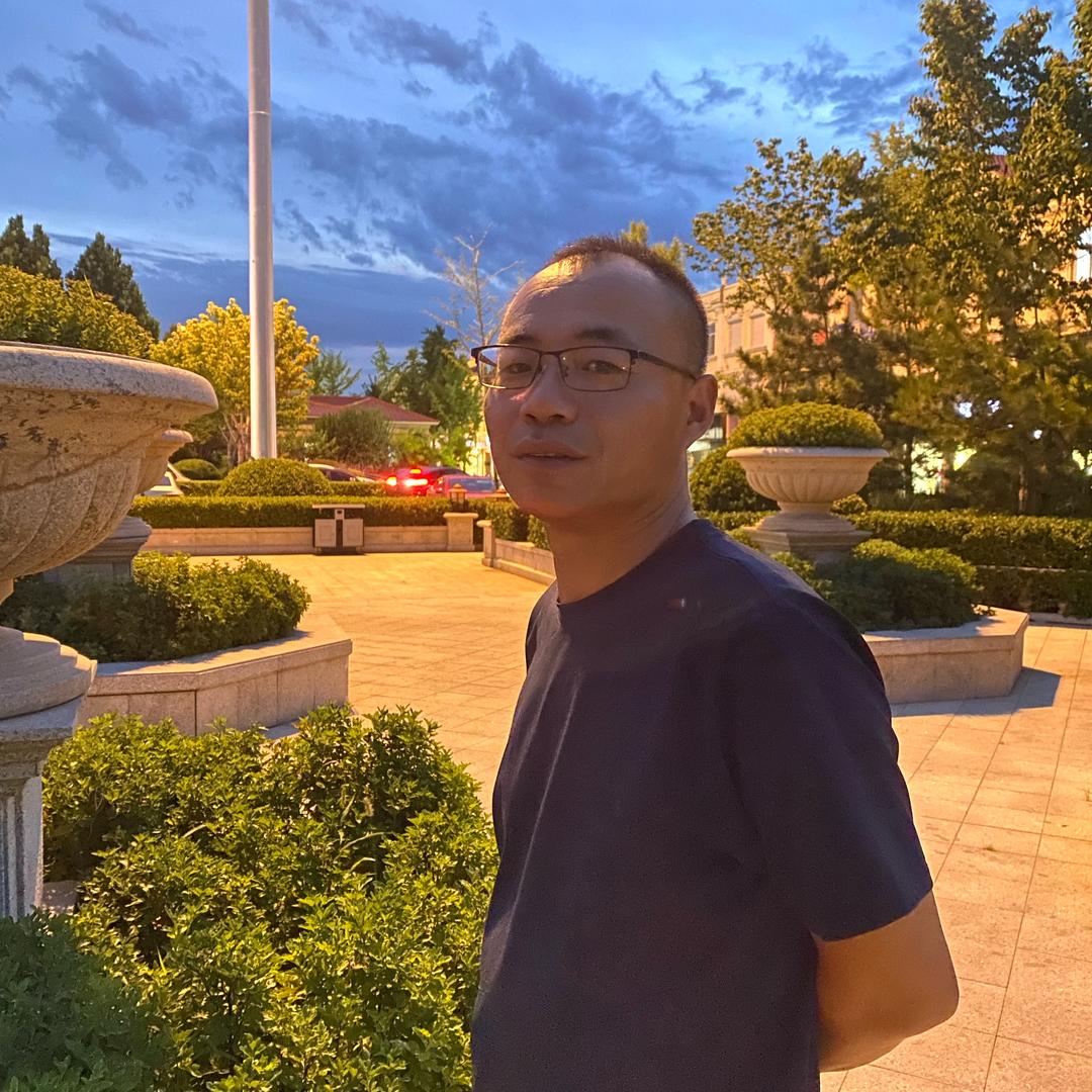 豁牙子三哥