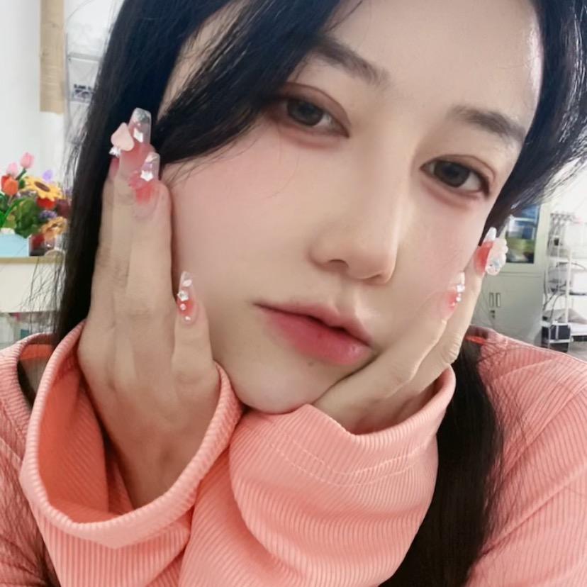 安琪酱酱爱化妆