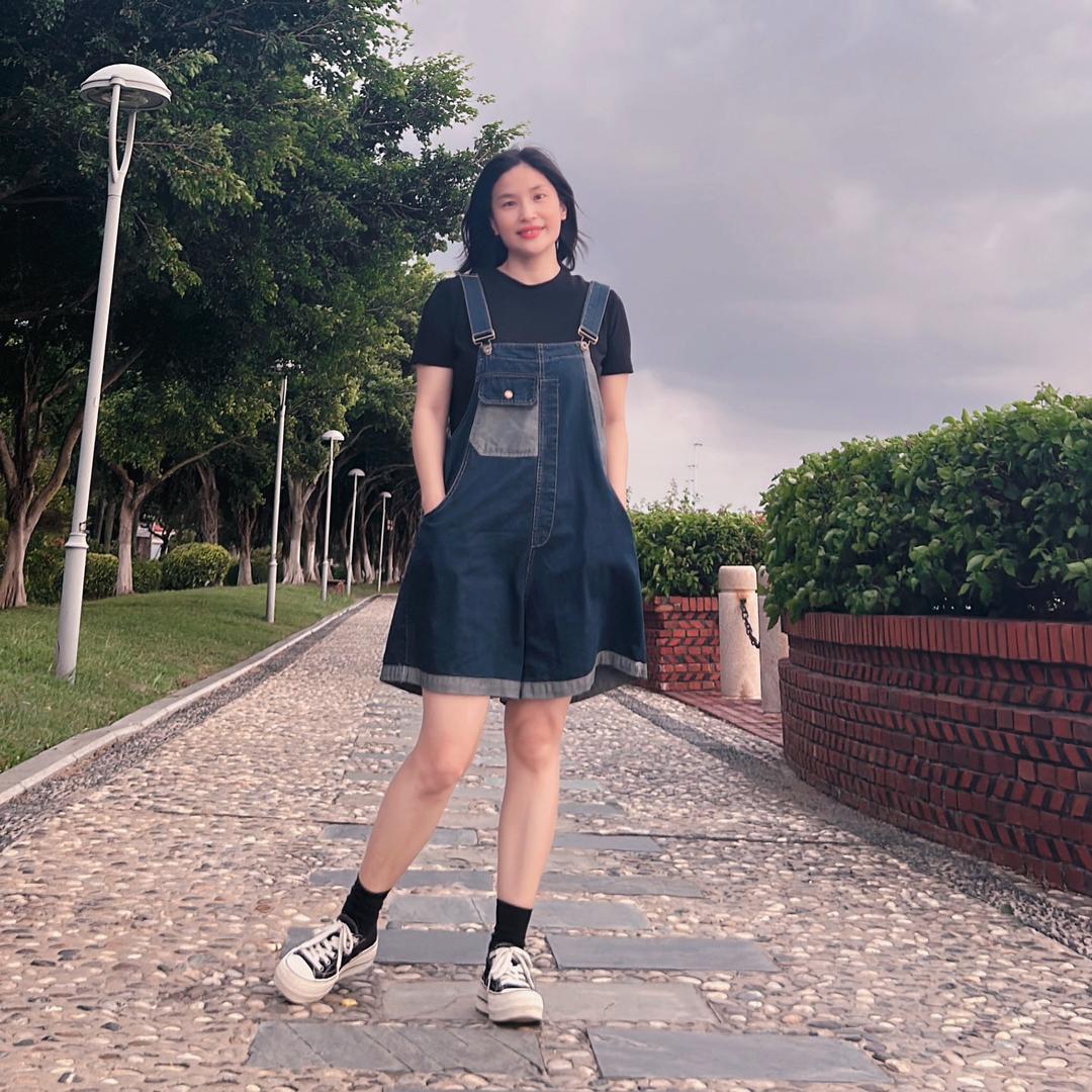 青女在小岛