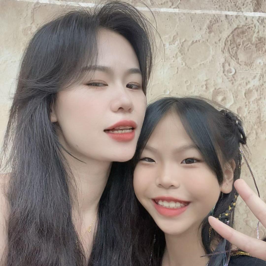 妍妍家切片~闺密