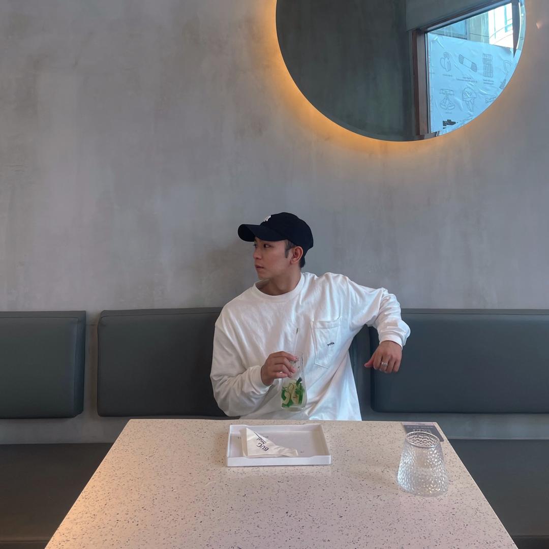 快怡港深定制家具厂