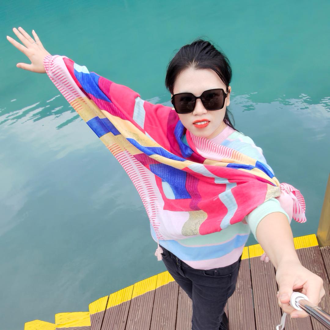 李丹牡15179611110