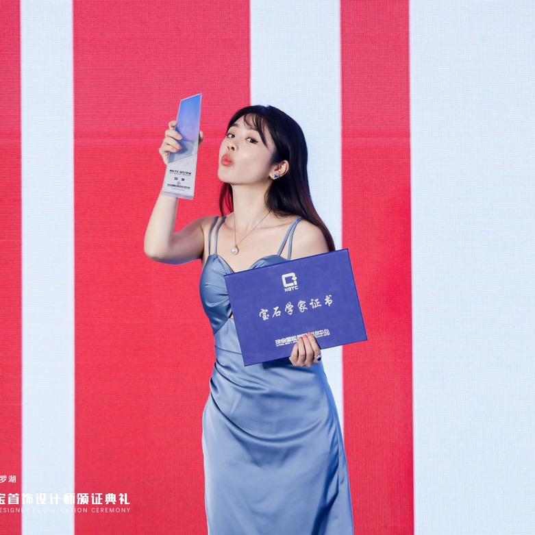 小爽是个世界搬运工