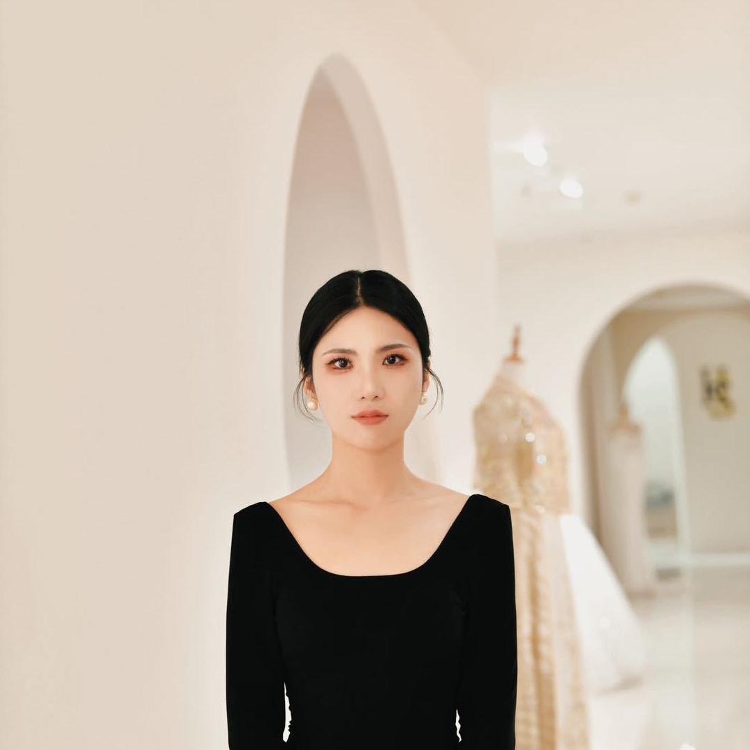 呼市婳裳婚纱礼服馆