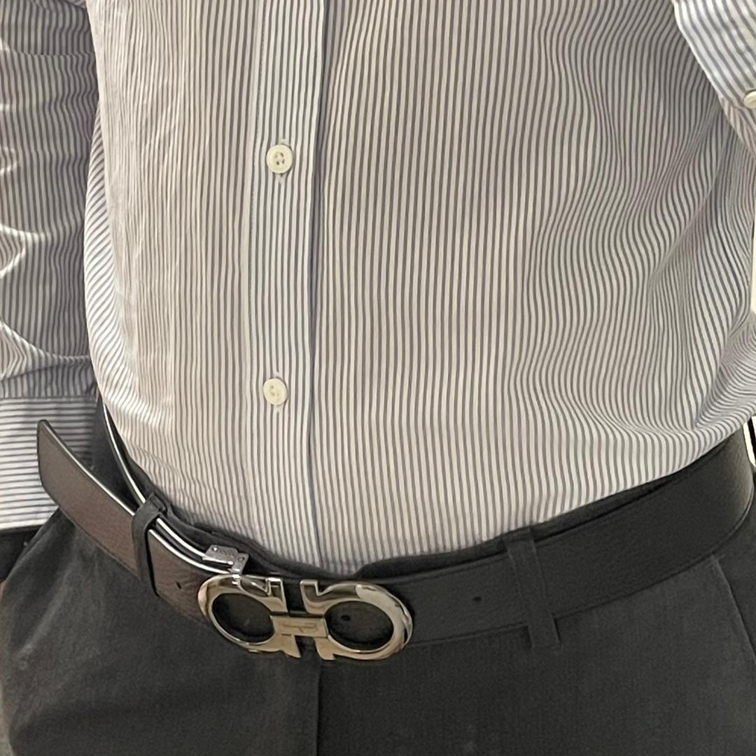 是正装大叔呀