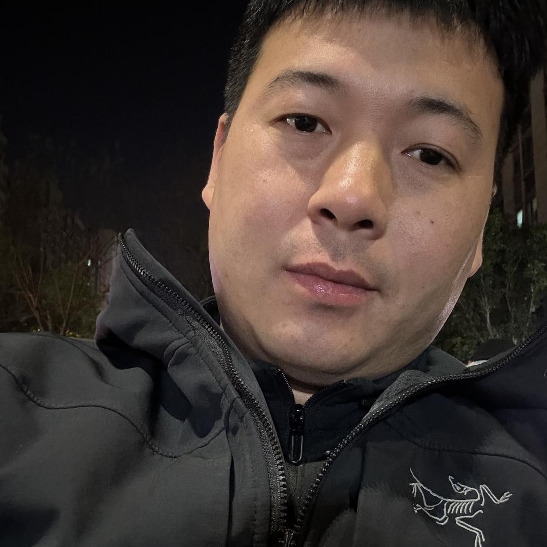 在郑州收手机的老魏（爱果数码）