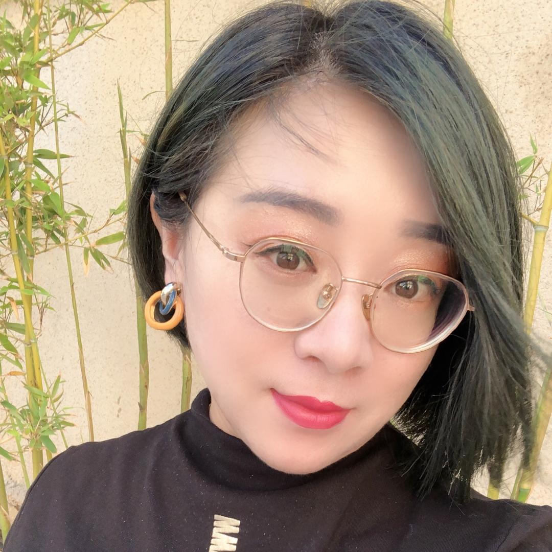 斌斌~